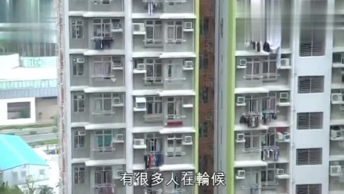 探秘香港60多尺的蜗居,寸土如金的居住空间香港600多尺的房子是多大的呢视频