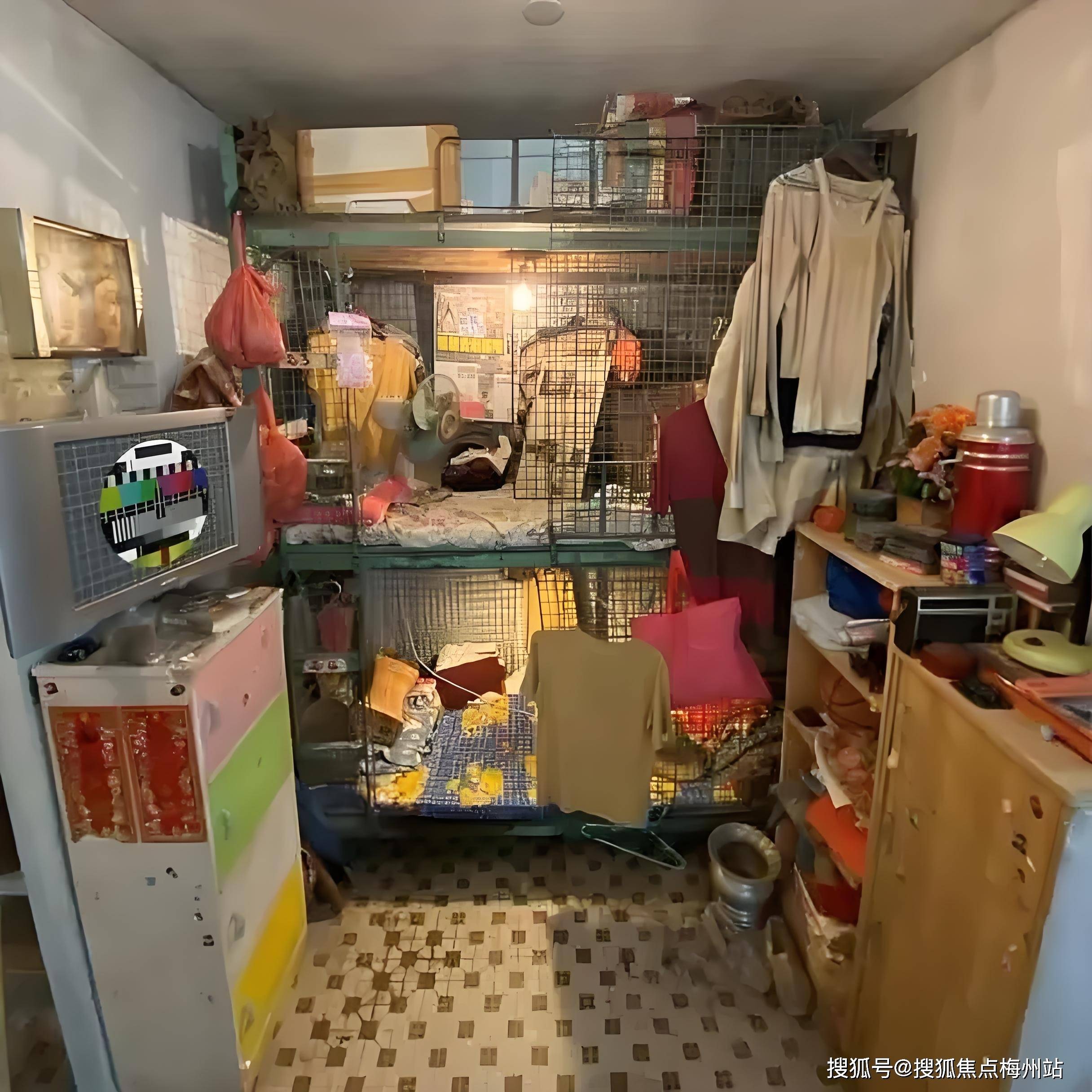 探秘香港600尺小屋，空间利用与生活哲学的艺术香港600尺的房子有多大啊呢视频