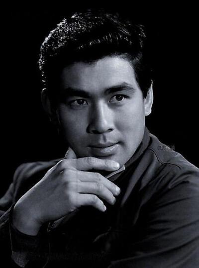 旧时光的银幕英雄，香港60-79年代男演员的风采与传奇香港60一70年代男演员配角